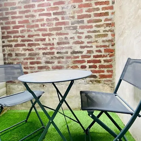 Au Coeur Du Pont Neuf Apartman